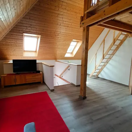 Ferienwohnung Rossendorf Apartment *